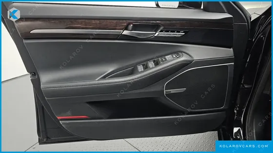 GENESIS EQ900 3.8 GDI AWD