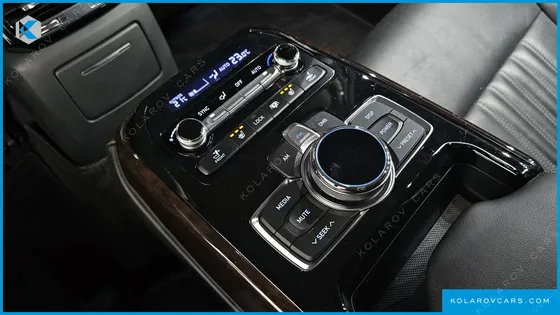 GENESIS EQ900 3.8 GDI AWD