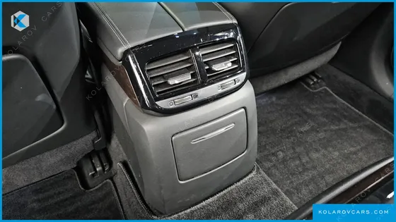 GENESIS EQ900 3.8 GDI AWD