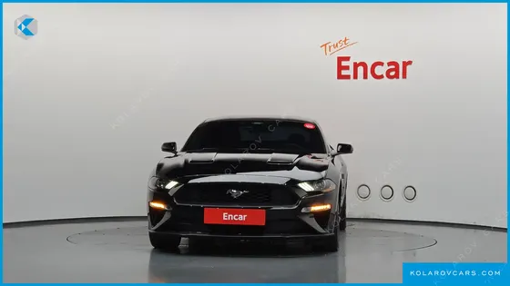 FORD MUSTANG COUPE