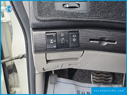 KGM - SSANGYONG KORANDO 4WD TX 9-SEATER