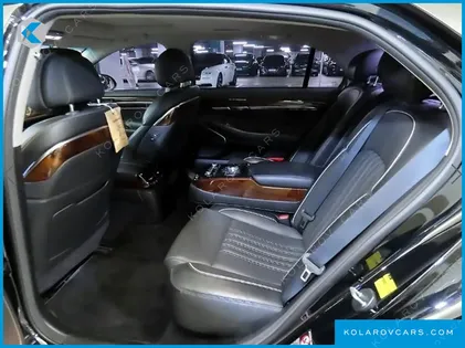 GENESIS EQ900 3.8 GDI AWD