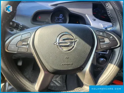 KGM - SSANGYONG KORANDO 4WD TX 9-SEATER