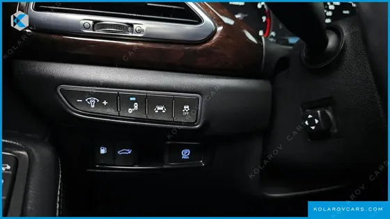 GENESIS EQ900 3.8 GDI AWD