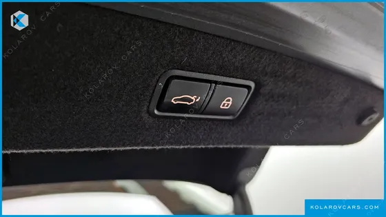 GENESIS EQ900 3.8 GDI AWD