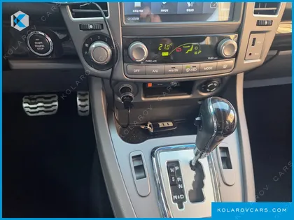 KGM - SSANGYONG KORANDO 4WD TX 9-SEATER
