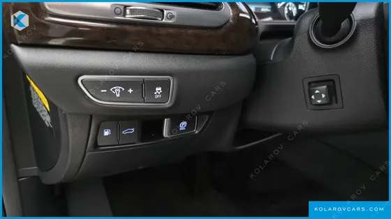 GENESIS EQ900 3.8 GDI AWD