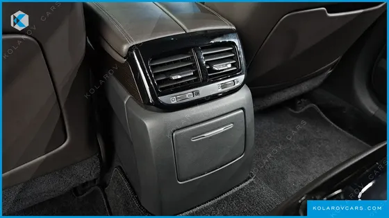 GENESIS EQ900 3.8 GDI AWD