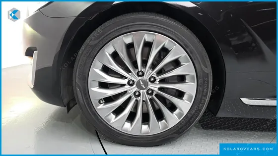 GENESIS EQ900 3.8 GDI AWD