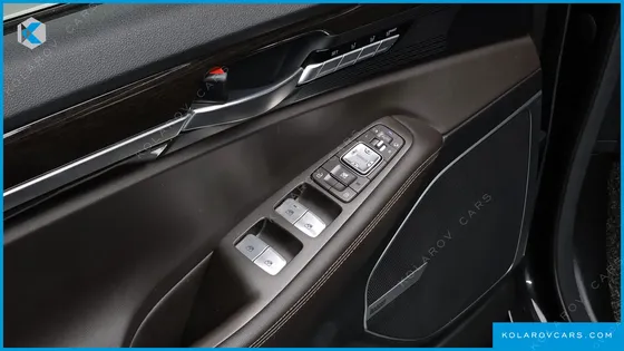 GENESIS EQ900 3.8 GDI AWD