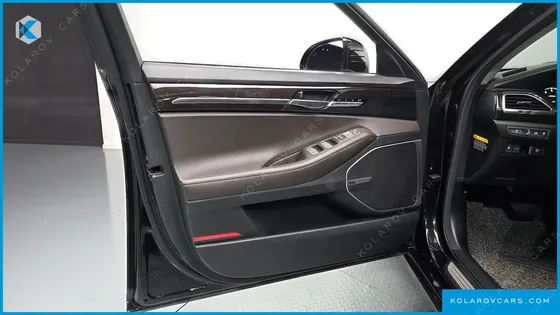 GENESIS EQ900 3.8 GDI AWD