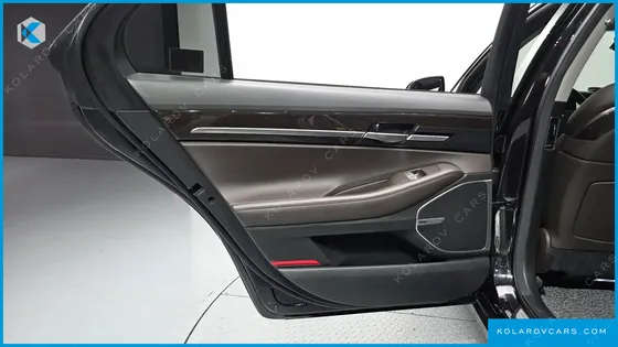 GENESIS EQ900 3.8 GDI AWD