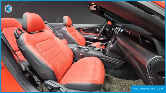 FORD MUSTANG CONVERTIBLE