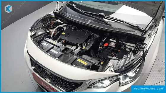 PEUGEOT 3008 1.5 BLUEHDI ALLURE