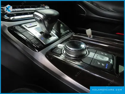 GENESIS EQ900 3.8 GDI AWD
