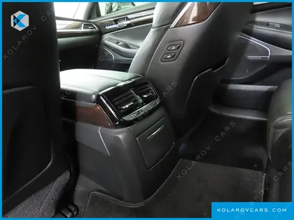GENESIS EQ900 3.8 GDI AWD
