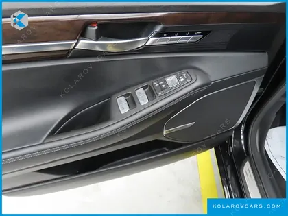 GENESIS EQ900 3.8 GDI AWD