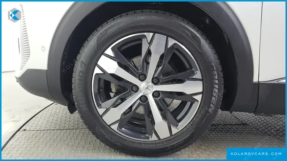 PEUGEOT 3008 1.2 PURE TECH GT