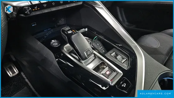 PEUGEOT 3008 1.2 PURE TECH GT