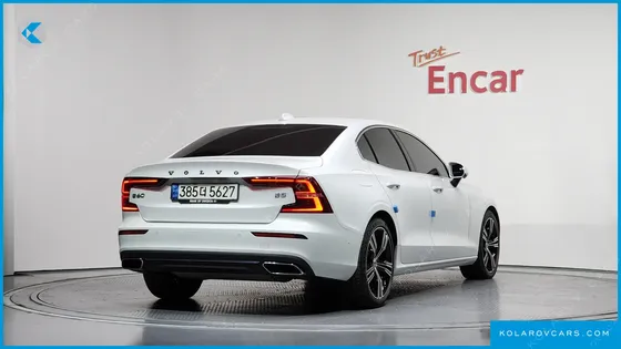 VOLVO S60 B5 INSCRIPTION