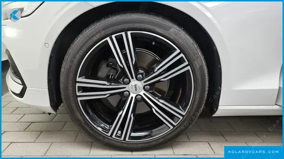 VOLVO S60 B5 INSCRIPTION