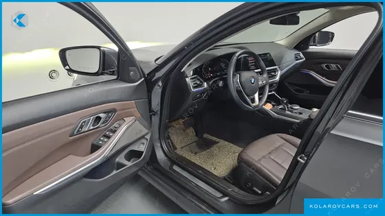 BMW 3 SERIES 330I LUXURY