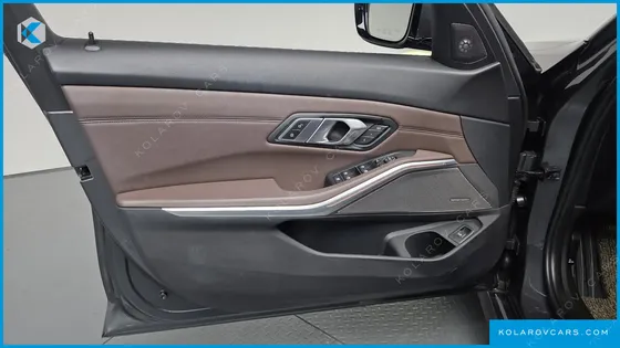 BMW 3 SERIES 330I LUXURY