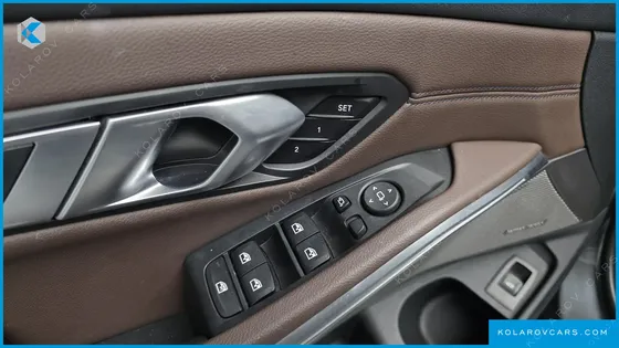 BMW 3 SERIES 330I LUXURY