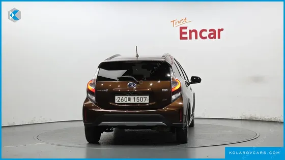 TOYOTA PRIUS 1.5 CROSSOVER