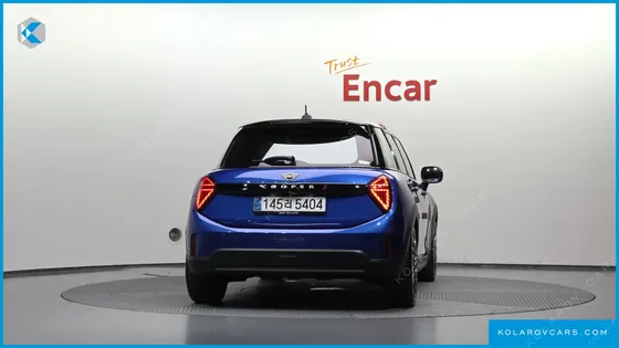 MINI COOPER 5 DOOR FAVOURED