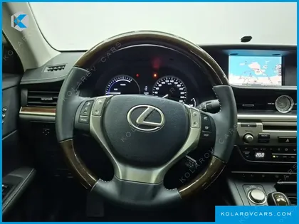 LEXUS ES EXECUTIVE