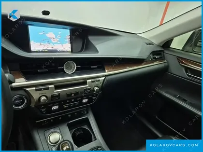 LEXUS ES EXECUTIVE