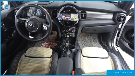 MINI COOPER RESOLUTE EDITION