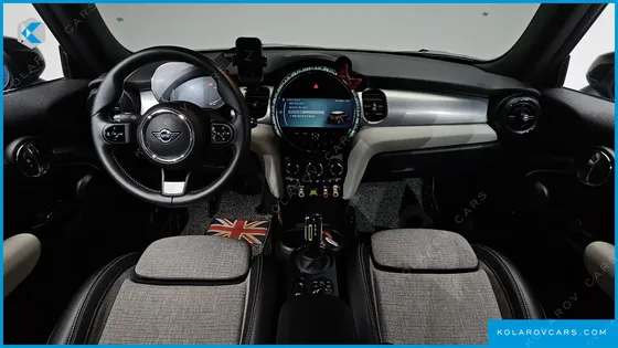 MINI COOPER GEN ZE EDITION