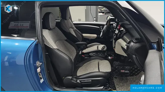 MINI COOPER GEN ZE EDITION