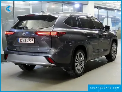 TOYOTA HIGHLANDER 2.5 4WD PLATIMUM
