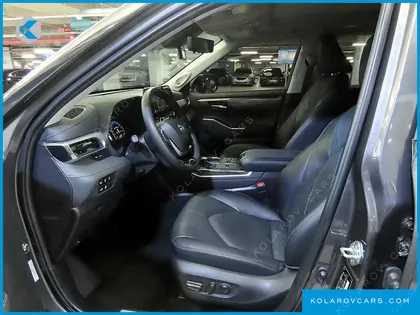 TOYOTA HIGHLANDER 2.5 4WD PLATIMUM