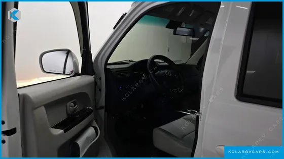XINYUAN E-T VAN 4 SEATER