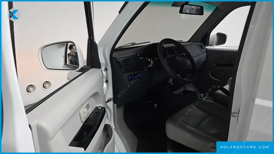 XINYUAN E-T VAN 4 SEATER
