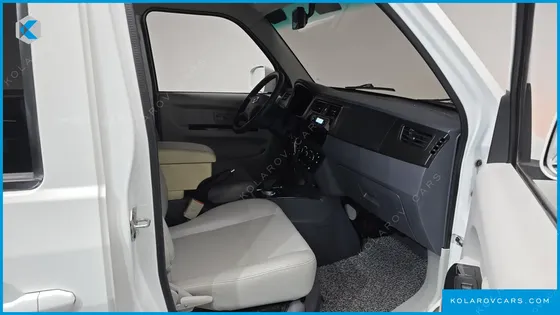 XINYUAN E-T VAN 4 SEATER