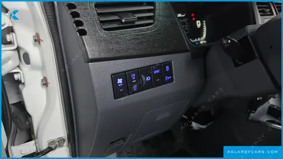 XINYUAN E-T VAN 4 SEATER