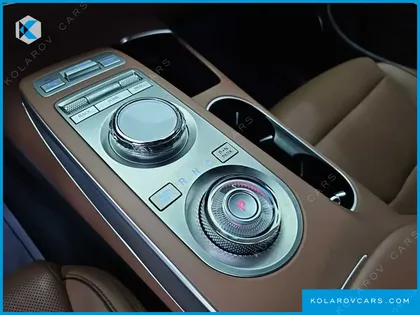GENESIS GV70 2.5T GASOLINE 2WD
