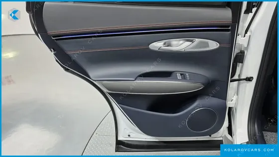 GENESIS GV70 2.5T GASOLINE 2WD