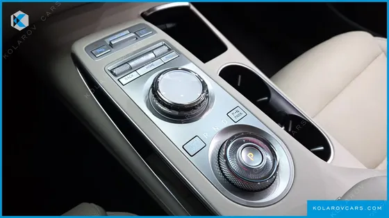 GENESIS GV70 2.5T GASOLINE 2WD