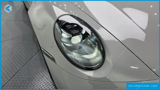 PORSCHE 911 CARRERA 4 GTS CABRIOLET