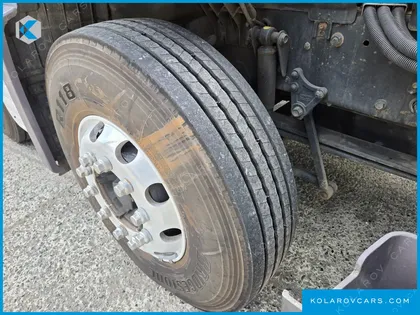 HYUNDAI EXCEED 10X4