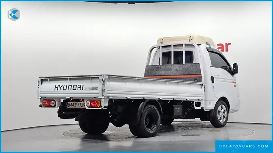 HYUNDAI PORTER II STANDARD CAP CRDI