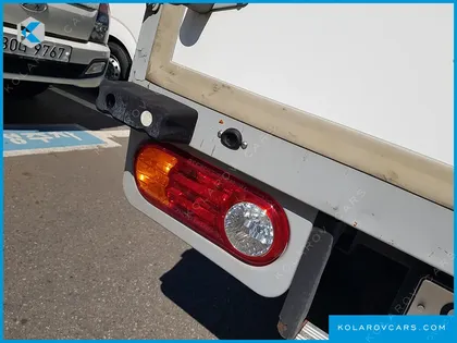 HYUNDAI PORTER II STANDARD CAP CRDI