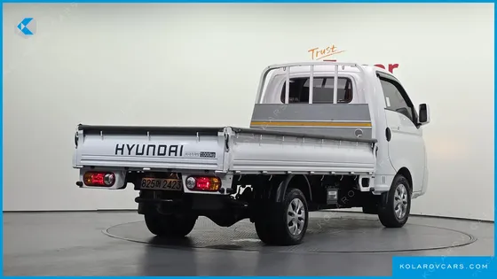 HYUNDAI PORTER II STANDARD CABIN LPG