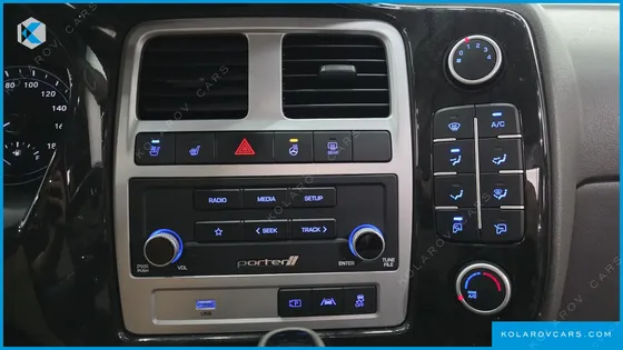 HYUNDAI PORTER II STANDARD CABIN LPG